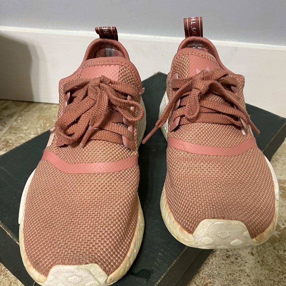 Adidas NMD R1 - Picture 3 of 8
